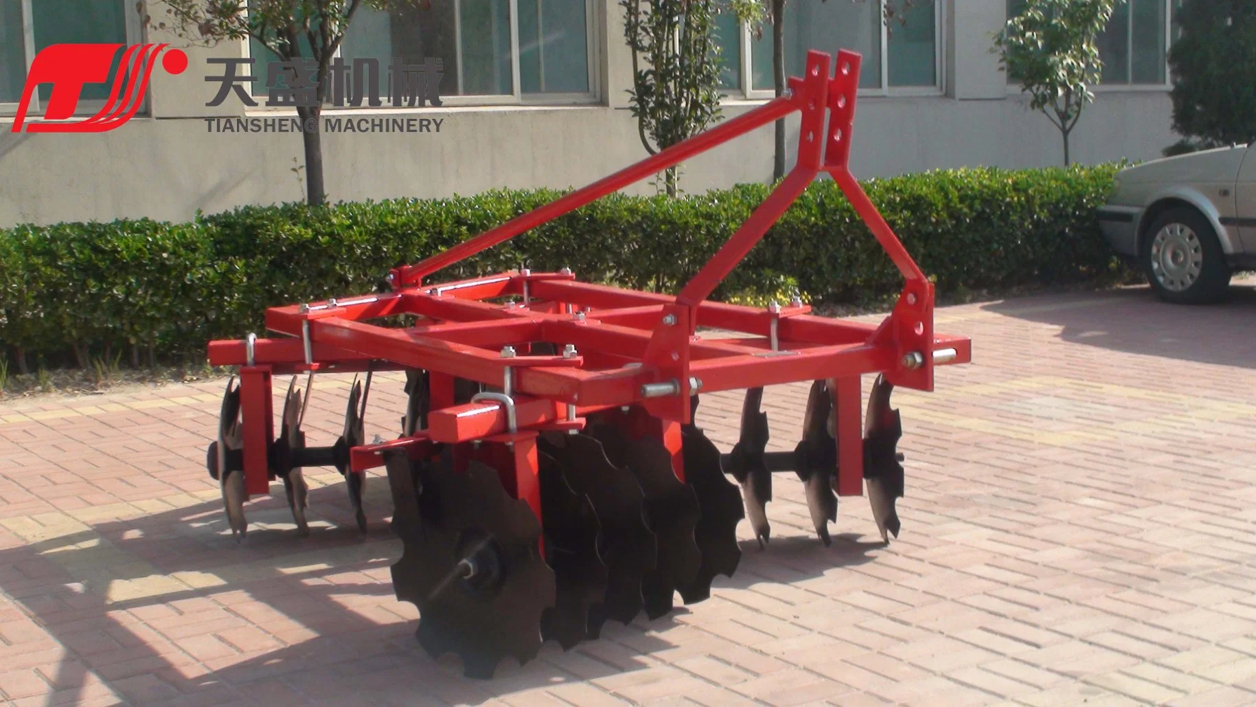 New Agricultural Machinery Three Point Mounted 1bqx Symmetrical Light Duty Disc Harrow