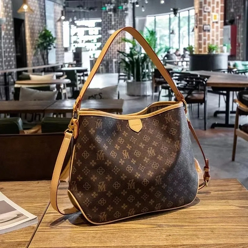 Luxurys Designers Handbags Womens Shoulder Bag Grace Totes Shopping Crossbody Bags Leather Wallet Lady Clutch Purse Crossbody