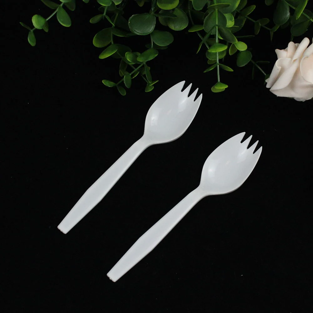 Disposable Plastic Cutlery 141mm Length PP Plastic White Spork Custom for Takeaway