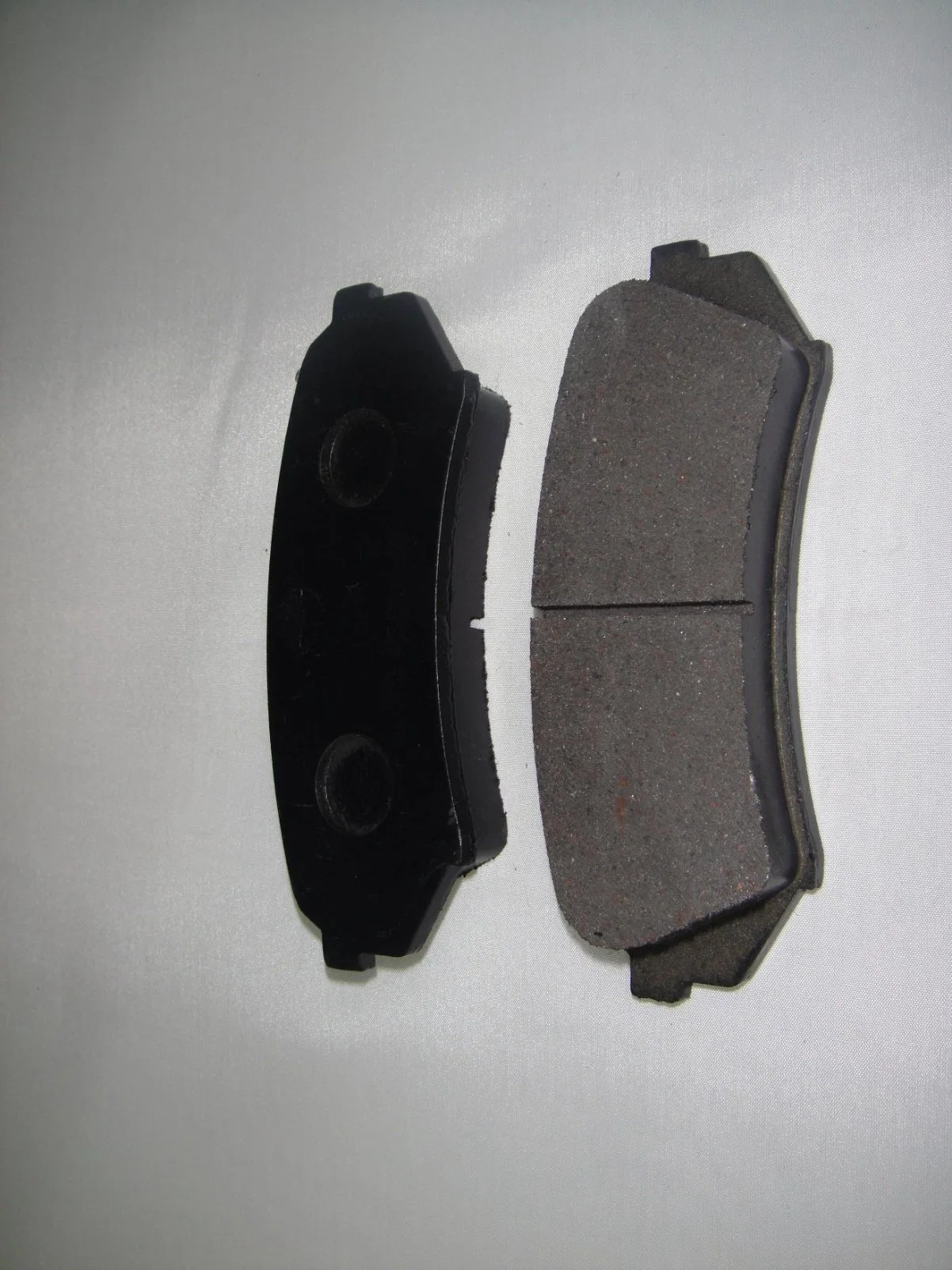 Auto Spare Disc Brake Pads Semi Metal for Nissan D1145 Non-Asbestos