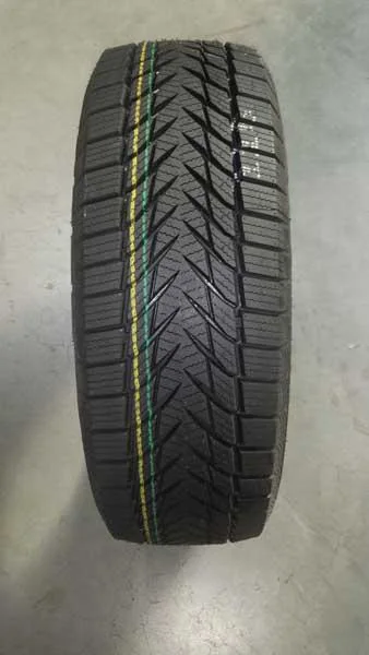 Aplus/Centara/Joyroad Economy PCR Winter Car Tyre UHP/Van/SUV/4X4/at/Mt Tyre 175/70/13 175/65/14 205/70/15 195/50/16 195/65/15 205/55/16 New China Car Tires