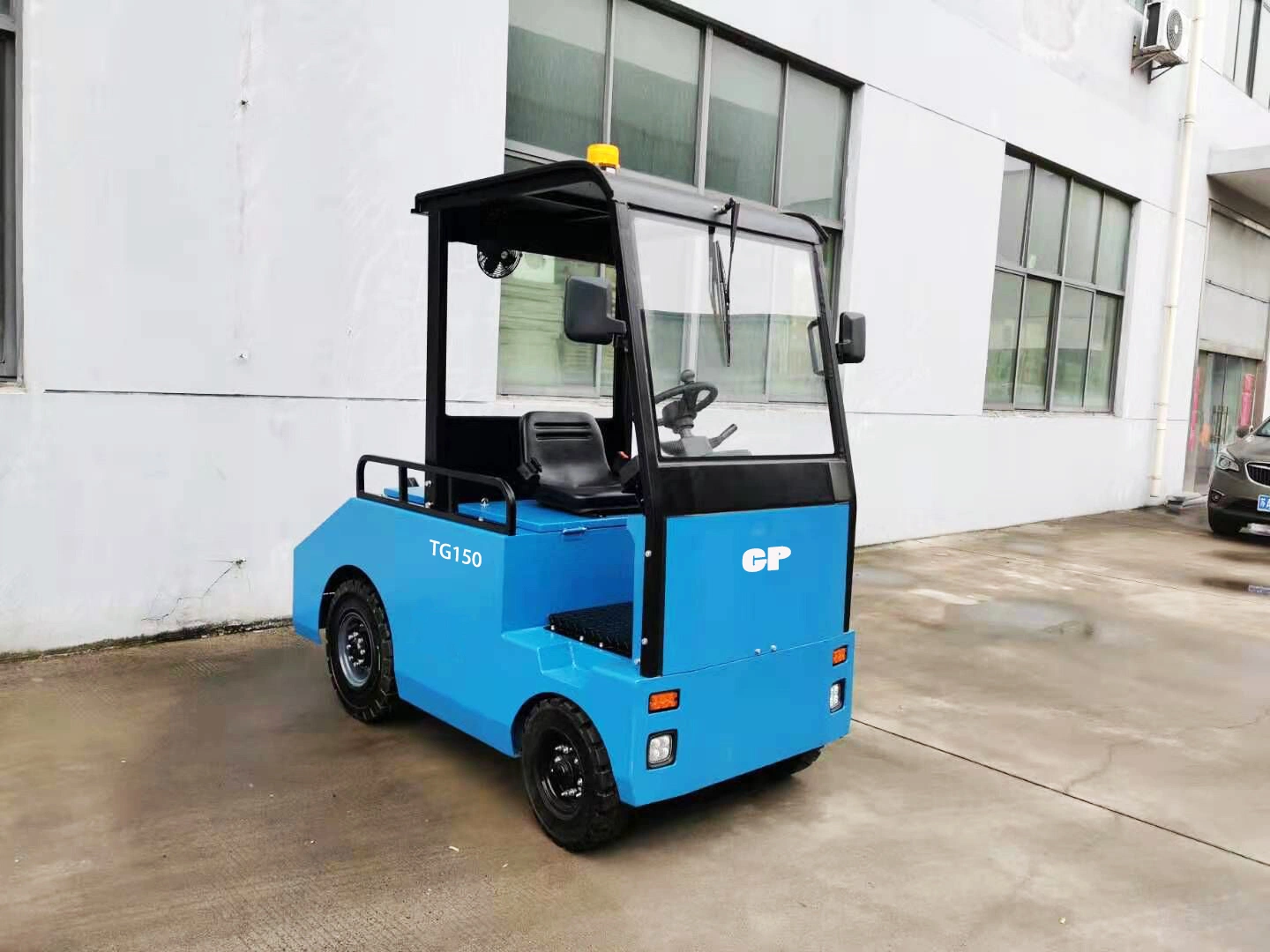 Chinese Heavy Duty 3000kg 3ton 6ton Mini Electric / Diesel /LPG Tow Tractor Outdoor for Material Handling