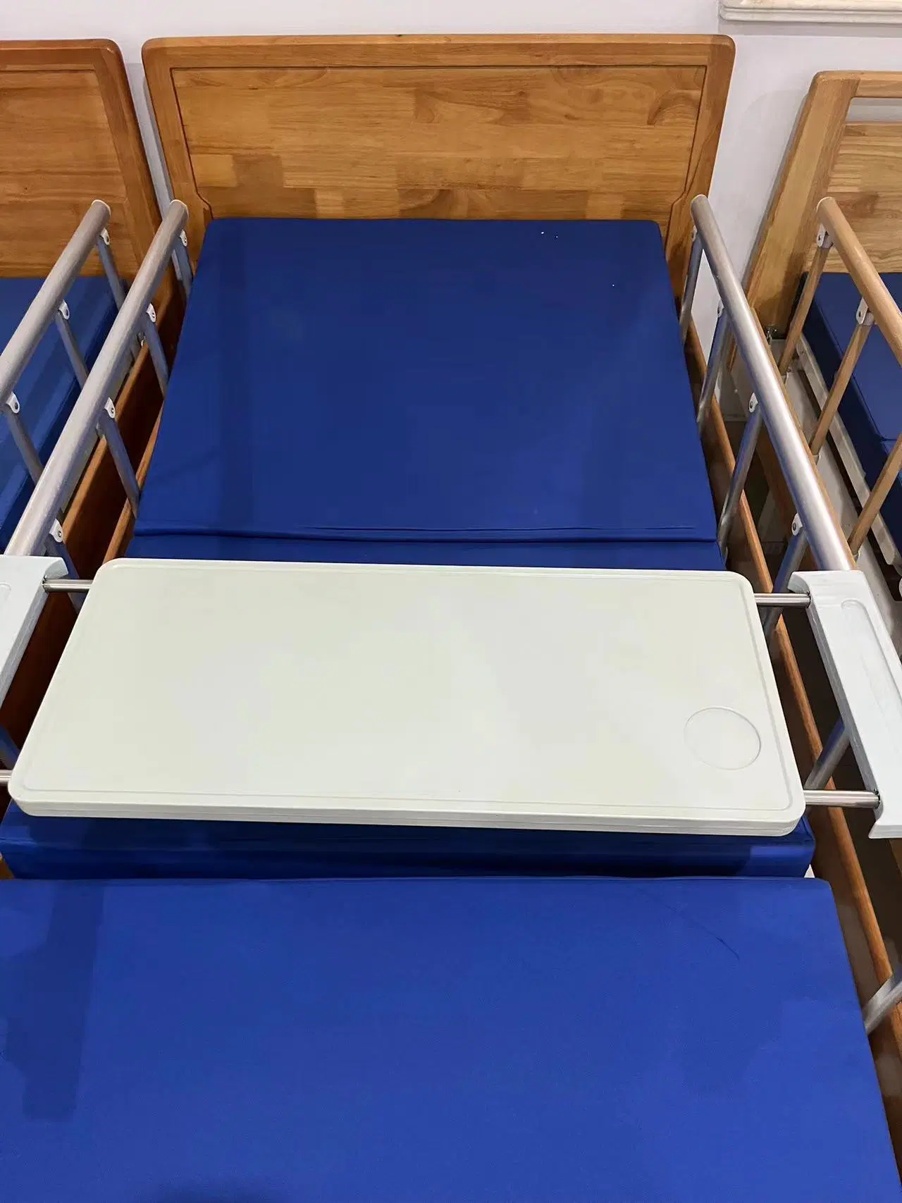 Jiangsu Metal Brother Medical Standard Packing 55*32*74cm Lumbar Traction Bed