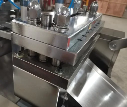 Most Popular Chocolate Fun Egg Forming Machine