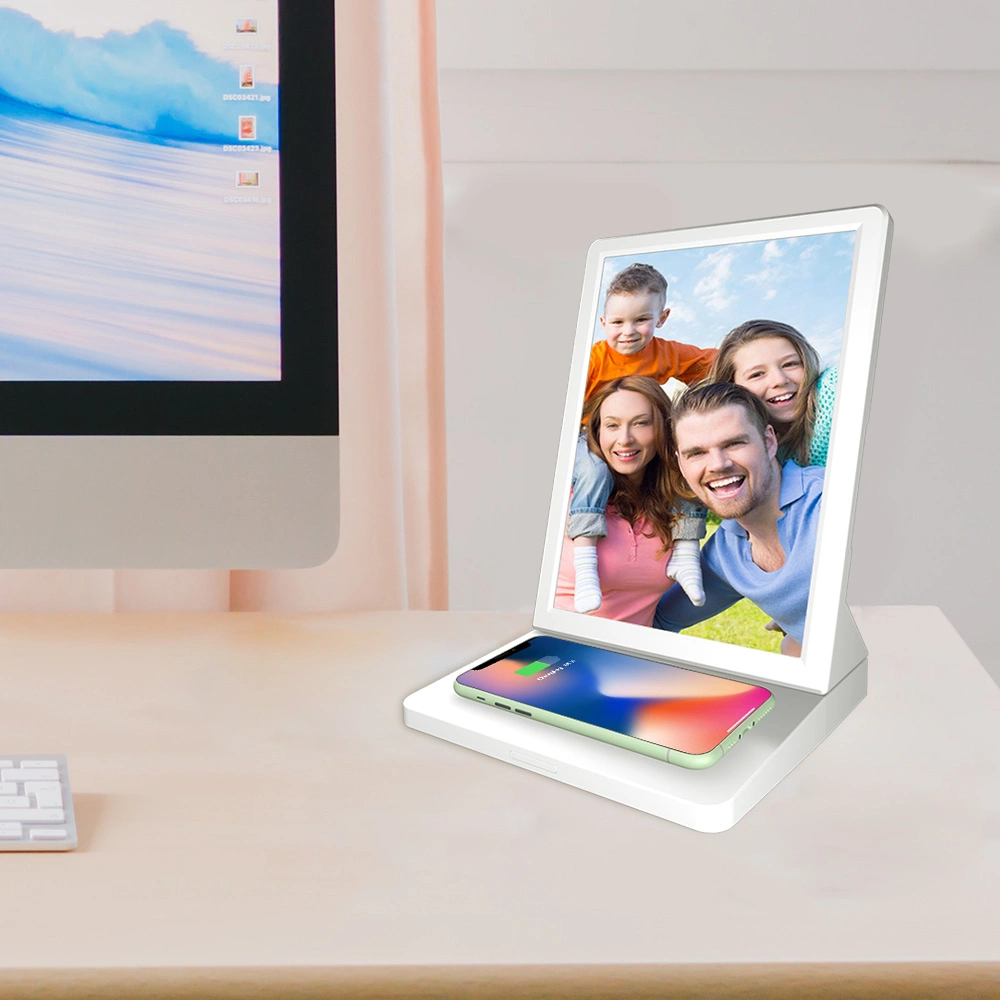 High Capacity Battery Desktop Cloud Server WiFi Digital Photo Frame with Wireless Charger