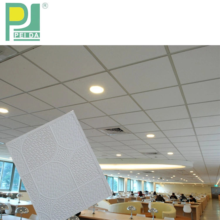 595 x 595mm recouvert de PVC laminé PVC carreaux de plafond en plâtre