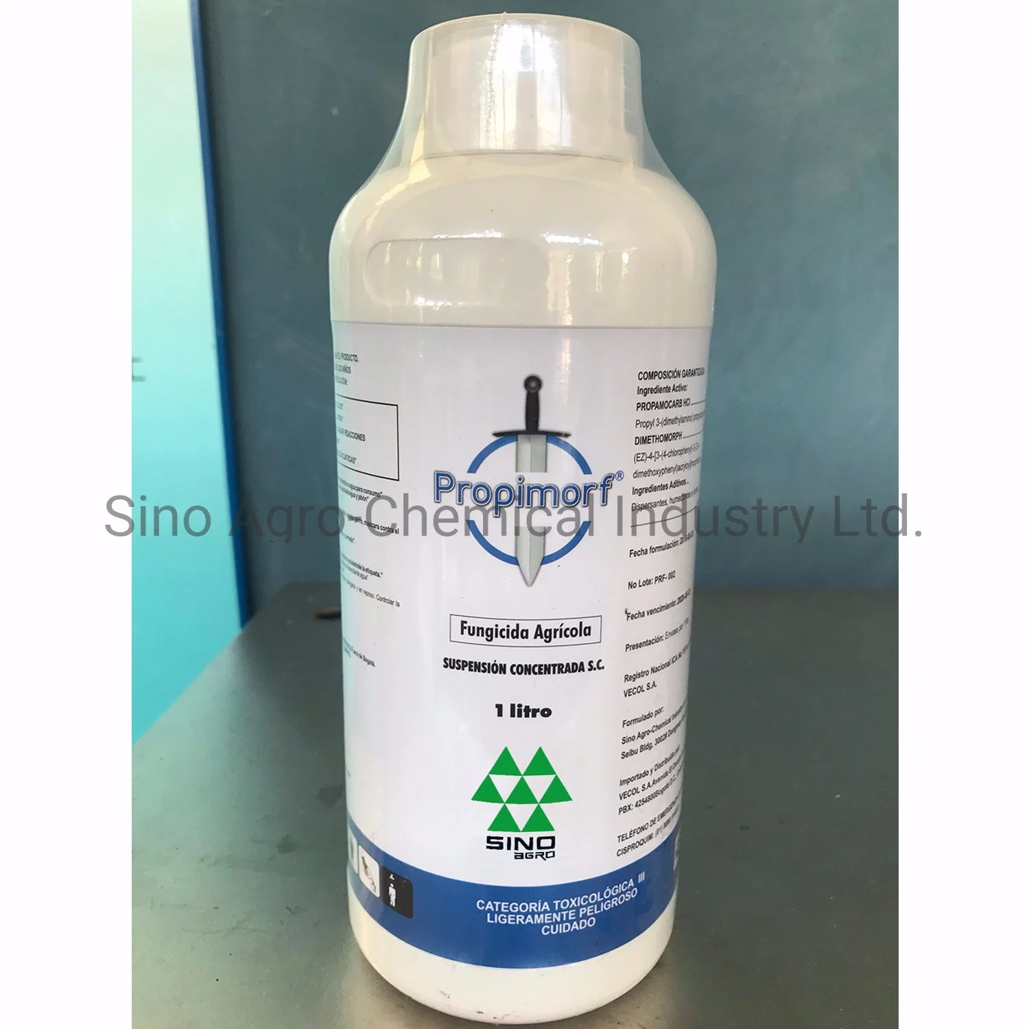 Dimethomorph + Propamocarb Fungicide Pesticide (250g/l + 250g/l SC, 300g/l + 300g/l SC)