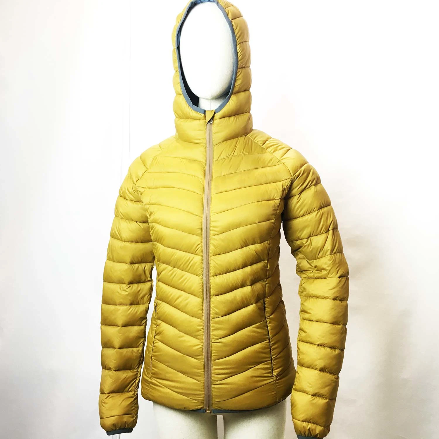 Senhoras' repelente de água de Nylon Fake Down Jacket, casaco de inverno, as mulheres Jacket, desgaste exterior, roupas de inverno, Enchimento Jacket, Fashion Fake jaqueta para baixo