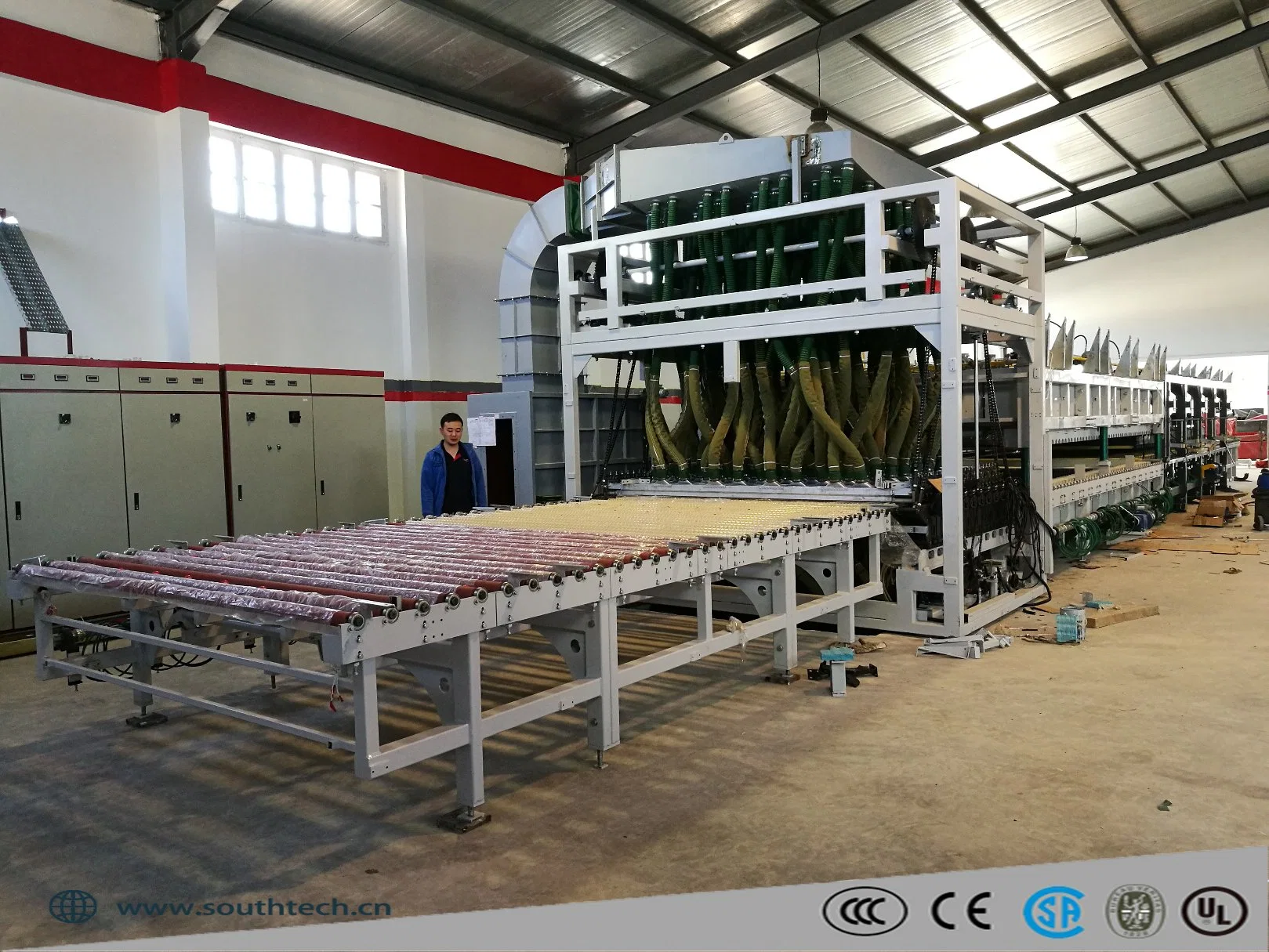 Southtech General Flat/Bending Glass Energy Saving Processing Machine with Air Convection System