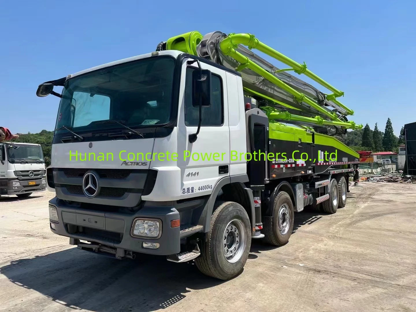 2013 Zoomlion 56 Meter Concrete Pump Truck on Benz Chassis