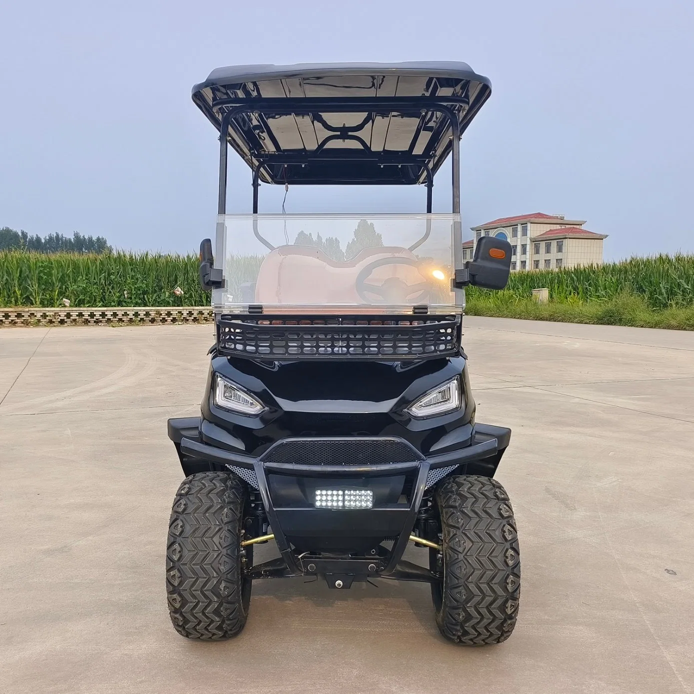 Durable 4 Seater Electric Hunting Lifted Golf Carts for Hospital