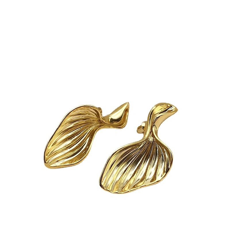 Fashion New French Shell Metal Earrings Jewelry