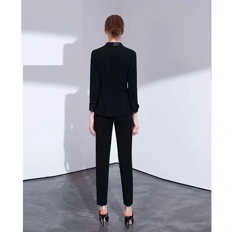 Customized Wool Ladies Church Suits Mtm Lady Fashion Jacket for Women Suit
