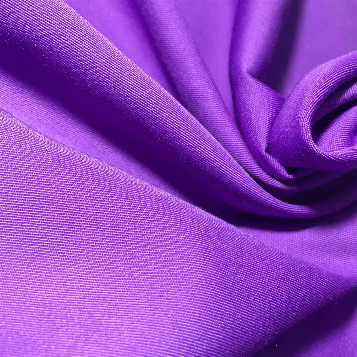 Tr85/15 Polyester/Viscose Blended Woven 2/1twill Very Soft Handfeeling Fluorescence Color Work-Clothes Suit Fabric Wholesale/Supplier Hot Saling