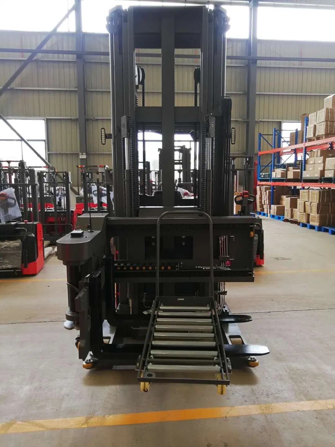 1.6 Ton Electric Reach Forklift (CQD16RV)