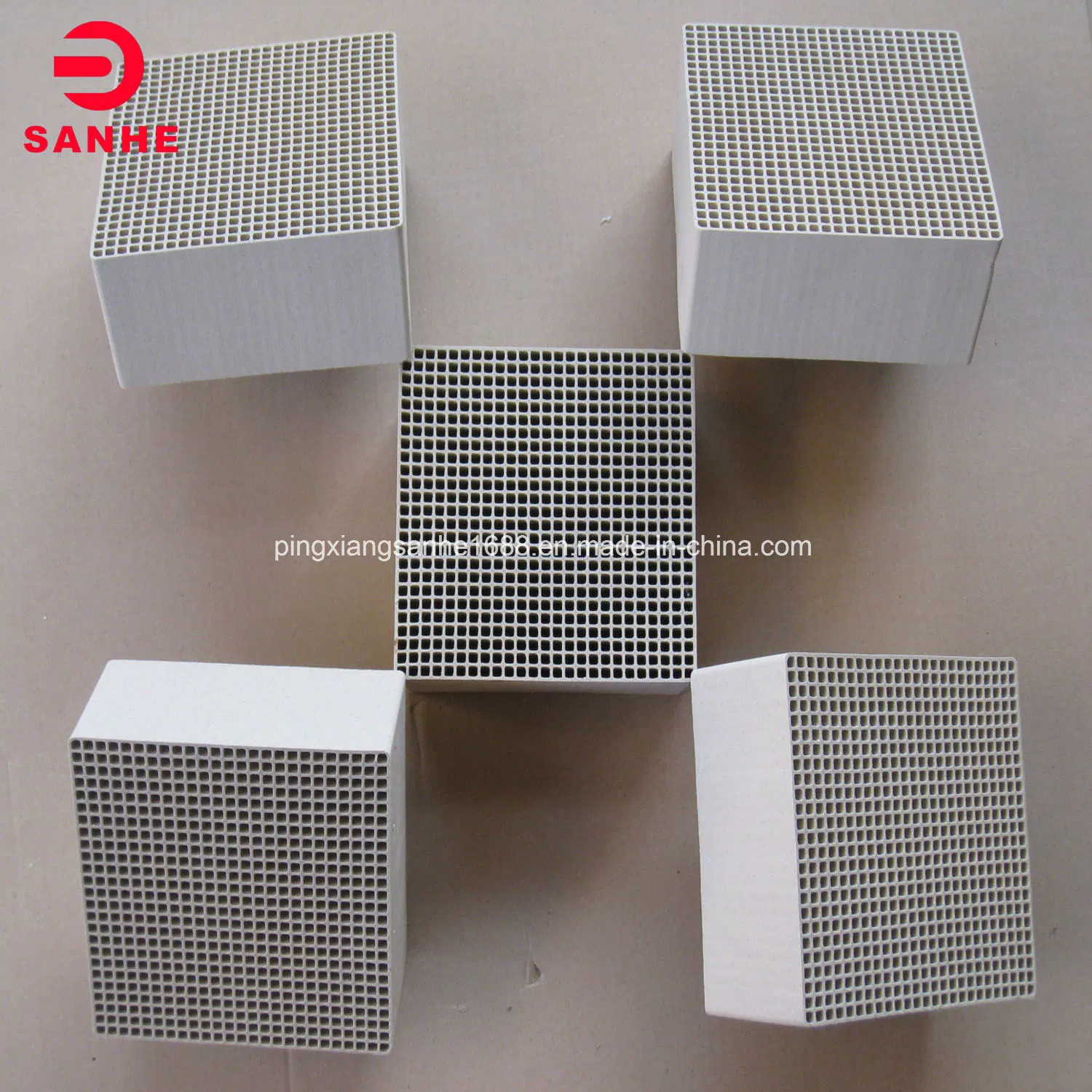 Honeycomb Ceramics Rto Heating Storage Cordierite Material