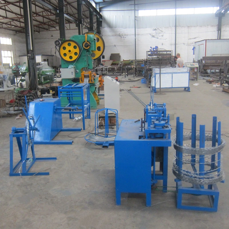 Full Automatic Punching Razor Stamping Barbed Wire Machine Bto-30