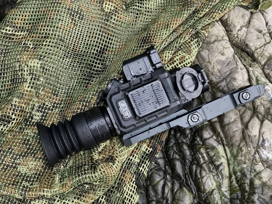 Weather Resistant IP-Rating Best Thermal Scope with Laser Rangefinder for Short Long Range Shooting