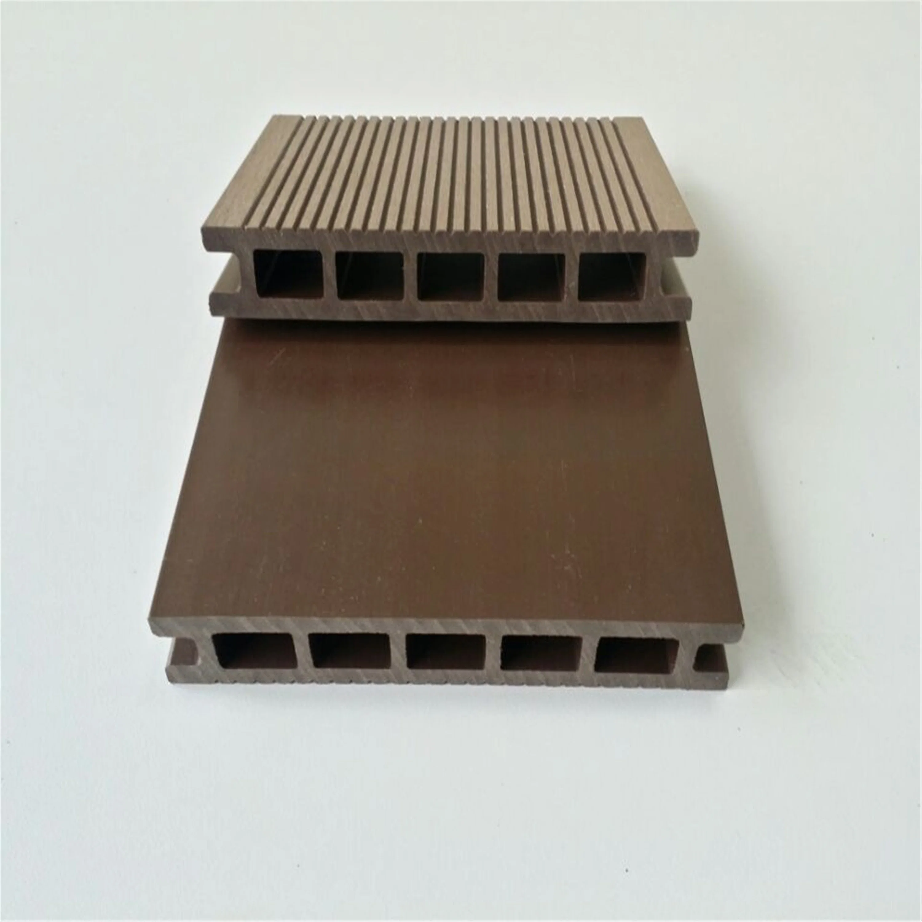 Durable Outdoor High Quality WPC Plastic Composite Flooring WPC Decking Prices