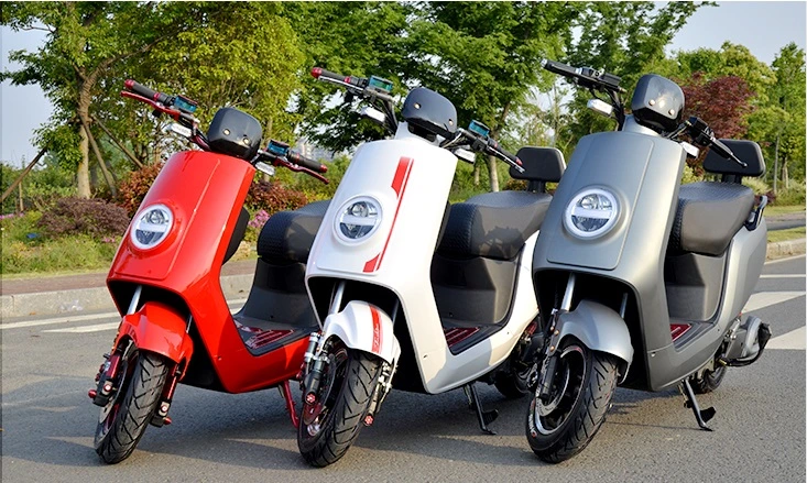 Accumos Brand High Performance Motorbike Scooter Electric Scooter