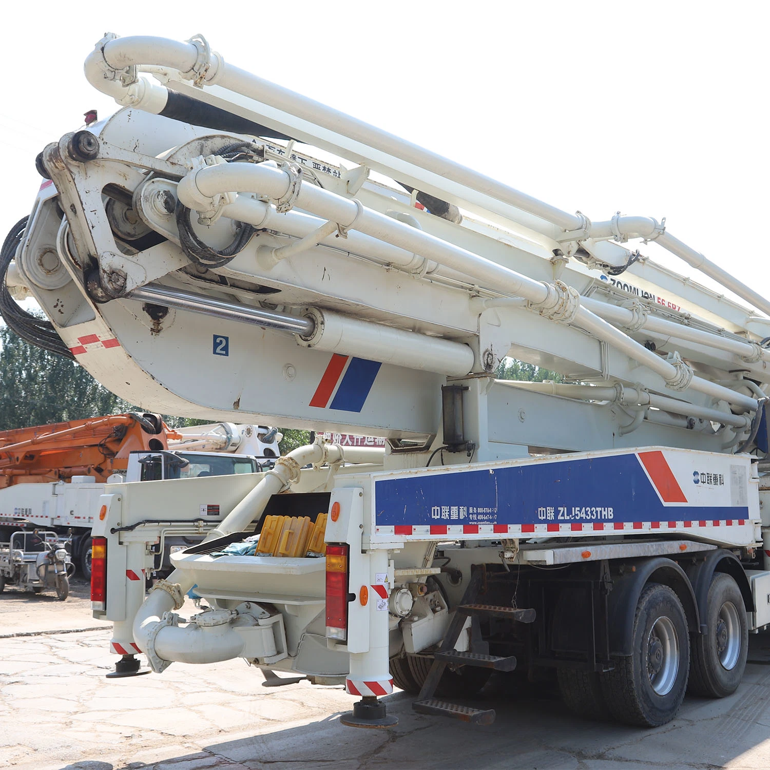 Low Price Crane Hydraulic Used Concrete Pump Truck 52m Construction Machinery