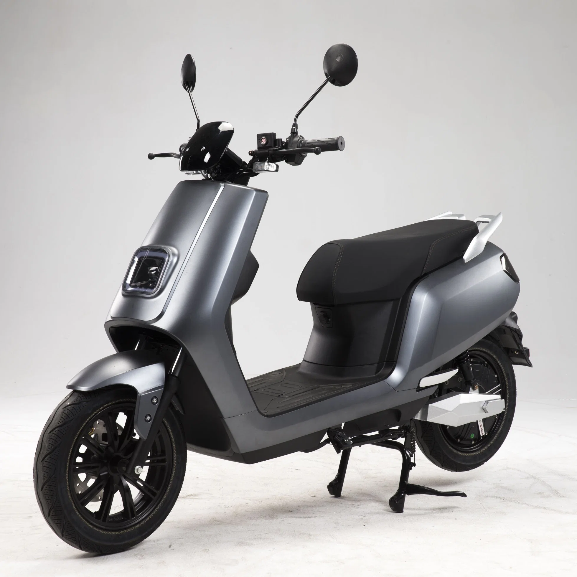 2 Roues Scooter Électrique EEC pour Adulte Lvneng Usine Prix Bon Marché 3000W