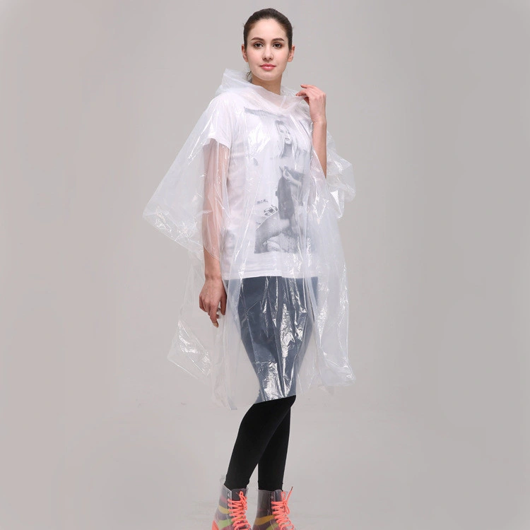 Capa impermeable transparente desechable de PE RPE-054