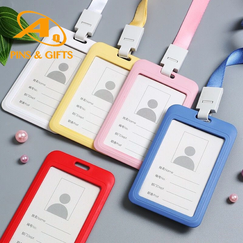 Custom Soft Plastic ID Working Name Badge PVC Card Holder with Neck Strap Polyester Lanyard