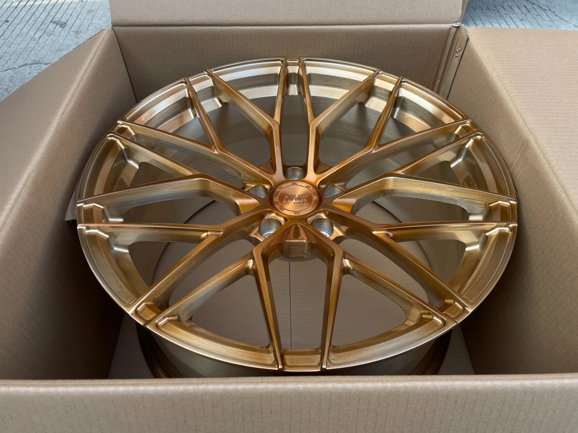 Alloy Wheels Forged 18 19 20 21 22 23 24inch Gold Chrome Duo Color Wholesale/Supplier Alloy Car Rims 5 Hole 5 Spoke Car Aluminum Alloy Wheels Rim