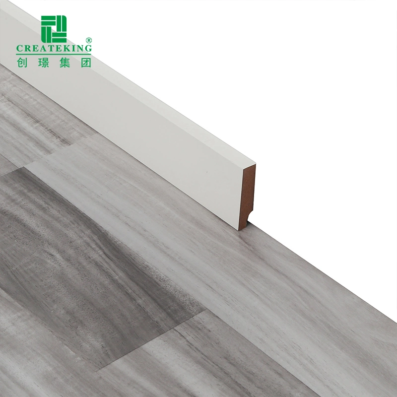 China Piso del fabricante 20pcs por caja Multisolid Baseboard Wood Moldeado