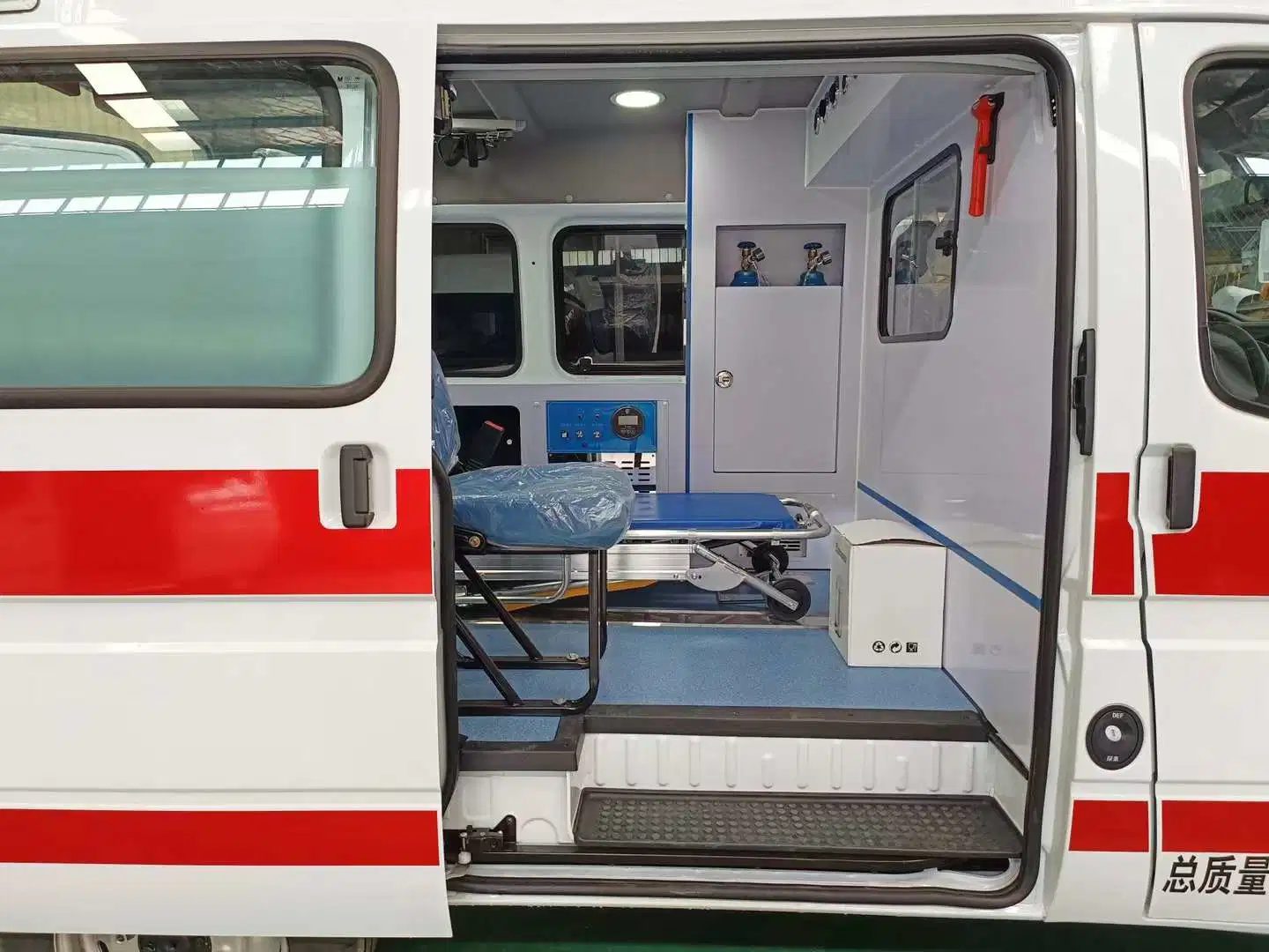 JMC China Automatic ICU Hospital Patient Transport Medical Rescue Ambulance