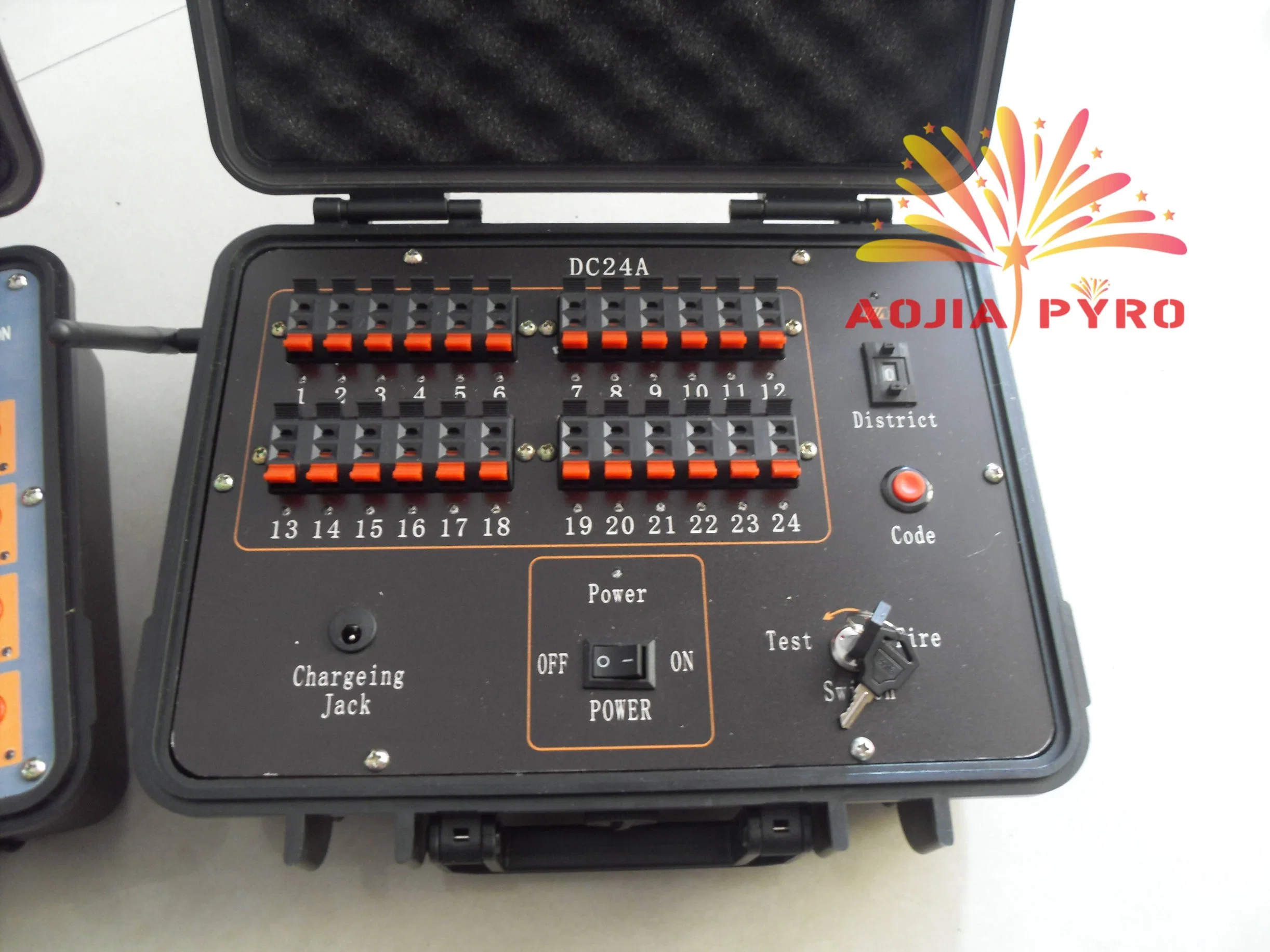 96cue Wholesale/Supplier Fireworks Firing System, Programmable Firing System, Ignition System, Shooting Machine