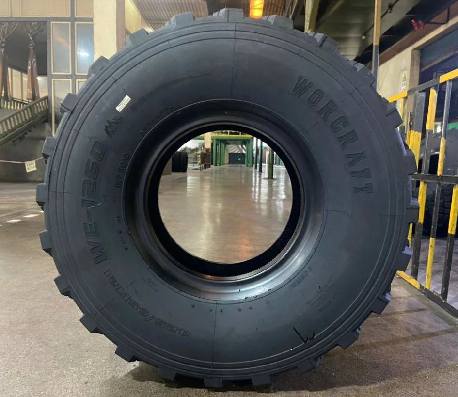 Worcraft Brand OTR Indutrial Tyre 16.00r20 425/85r21 14.00r20 12.00r20 29.5r25 26.5r25 23.5r25 Heavy Gas Oil Truck Industrial Tyre Tire TBR OTR