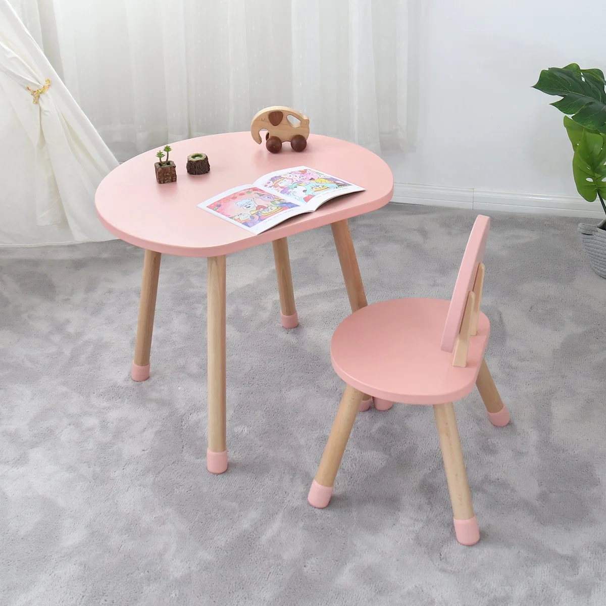 Kids Table and Chair Furniture Wood Cartoon Mushroom Shape Kindergarten Kids Bedroom Furniture