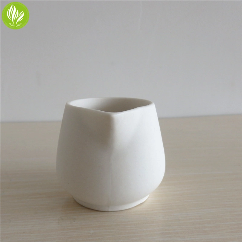 50ml Small Size Ceramic Massage Candle Jar with Spout