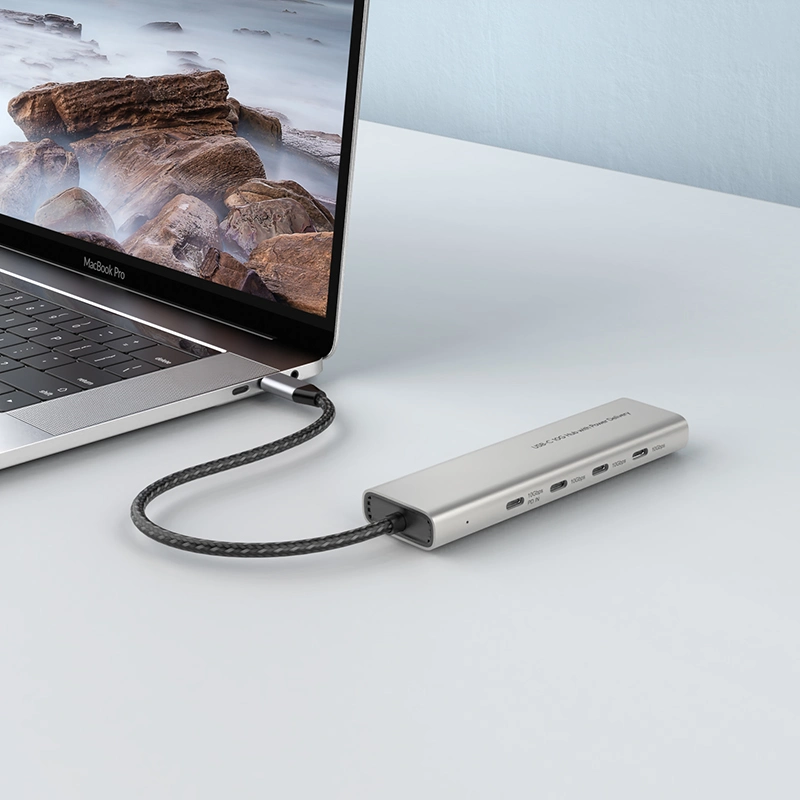 USB-C 3.2 Gen2 Hub with 4c Ports 4-in-1 10g Hub