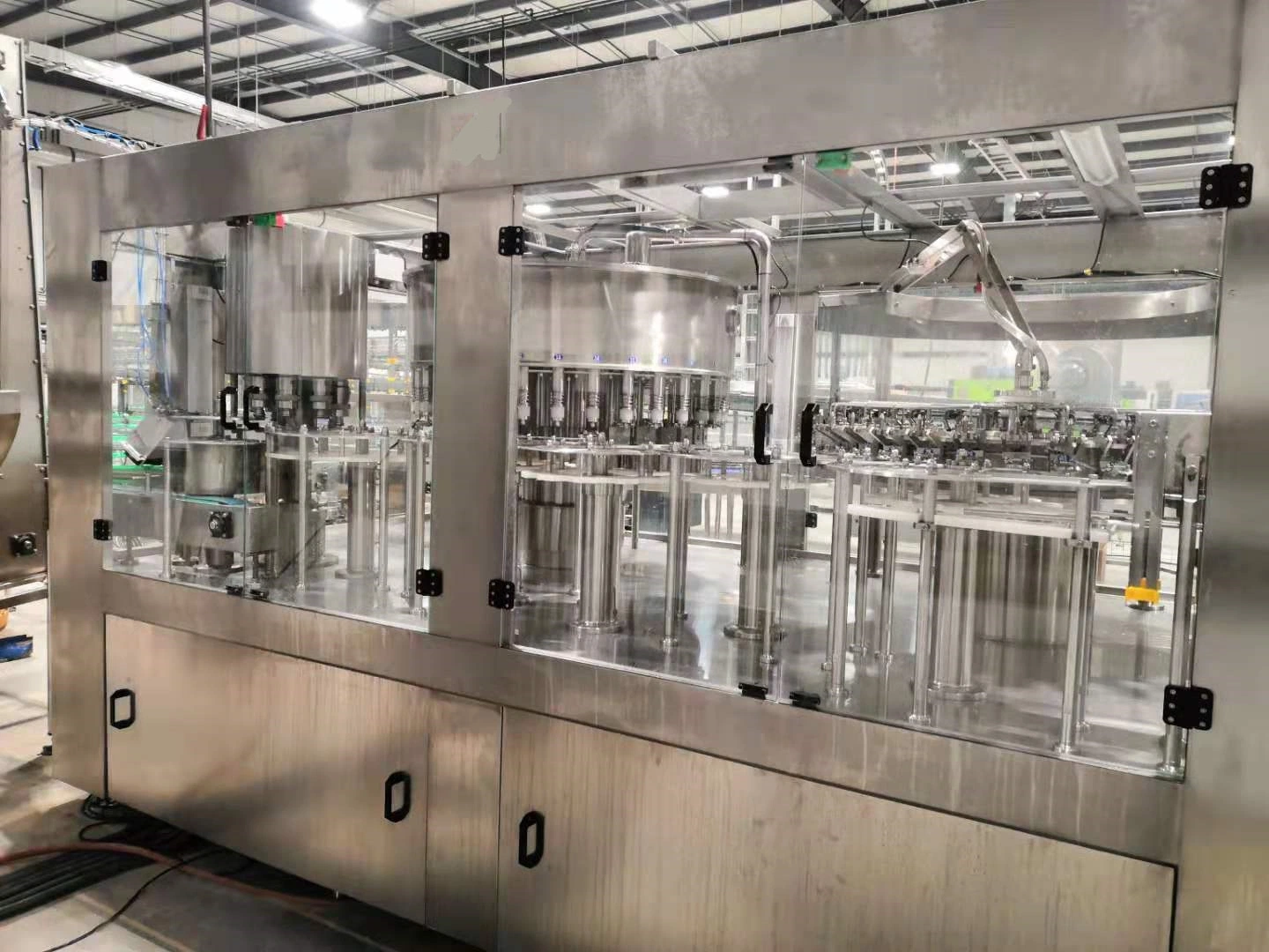 Pure Mineral Water Liquid Automatic Beverage Bottling Capsule Filling Machine Production Line Machines