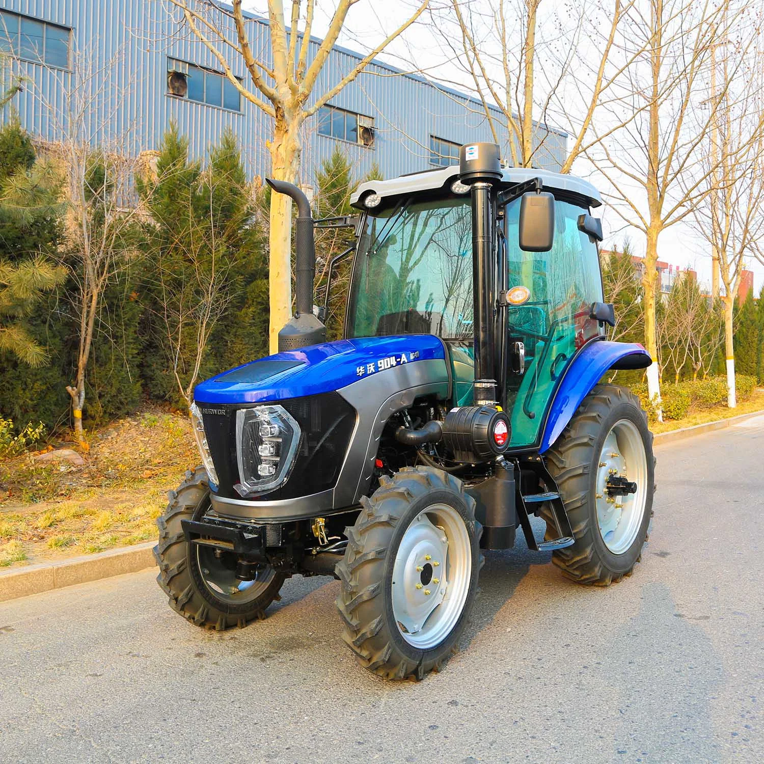 90HP 4WD Wheeled Farming Tractors with Cab