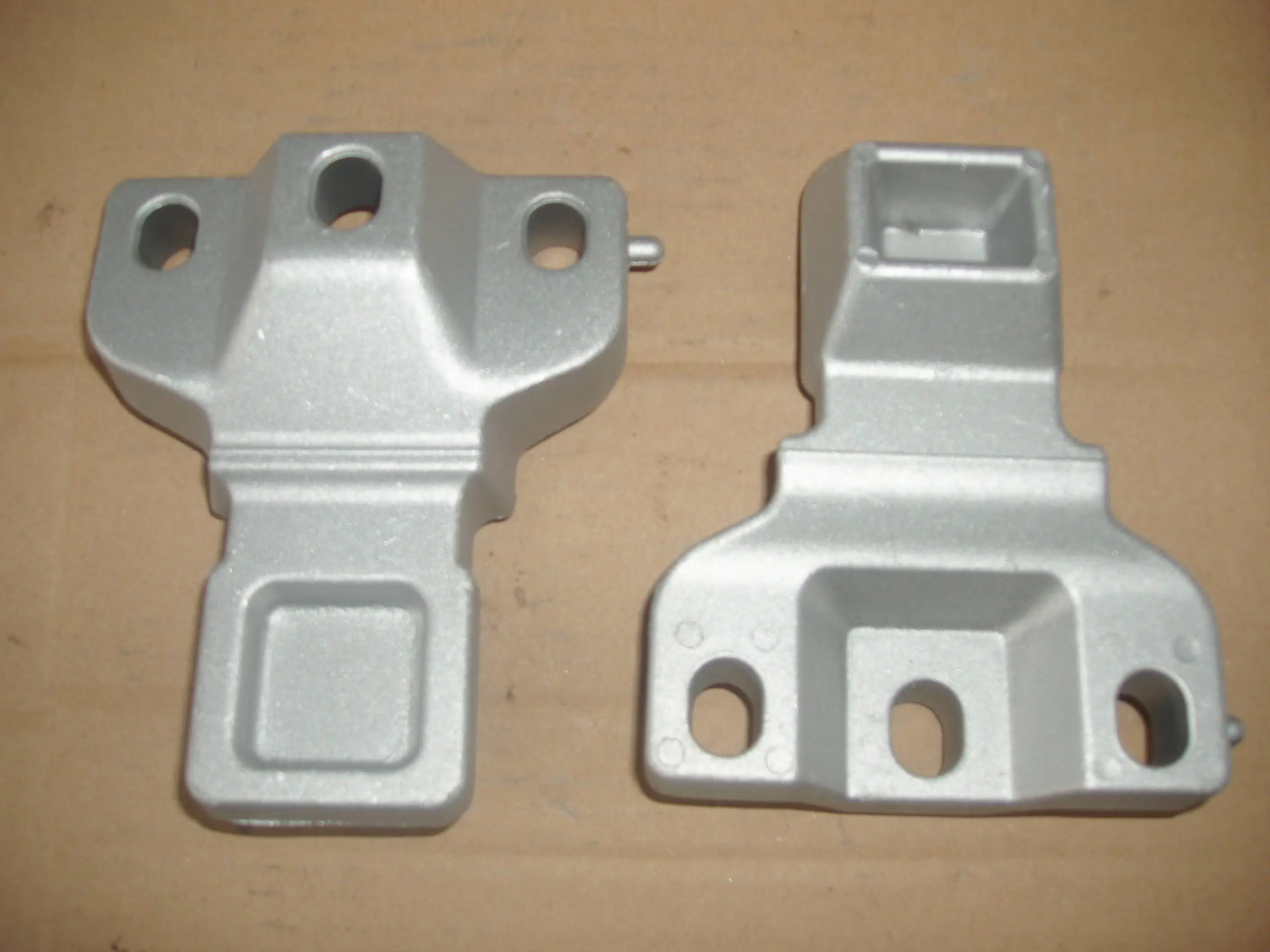 Custom Made High Pressure Die Gravity Casting for High Precision Auto Engines