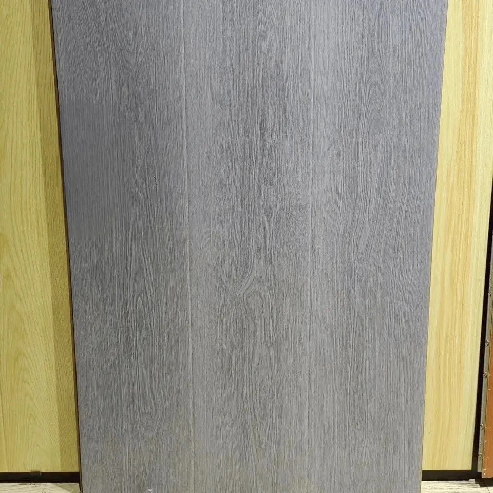 High Glossy Easy Clean 7mm 12mm Laminate/Laminated Flooring Shandong