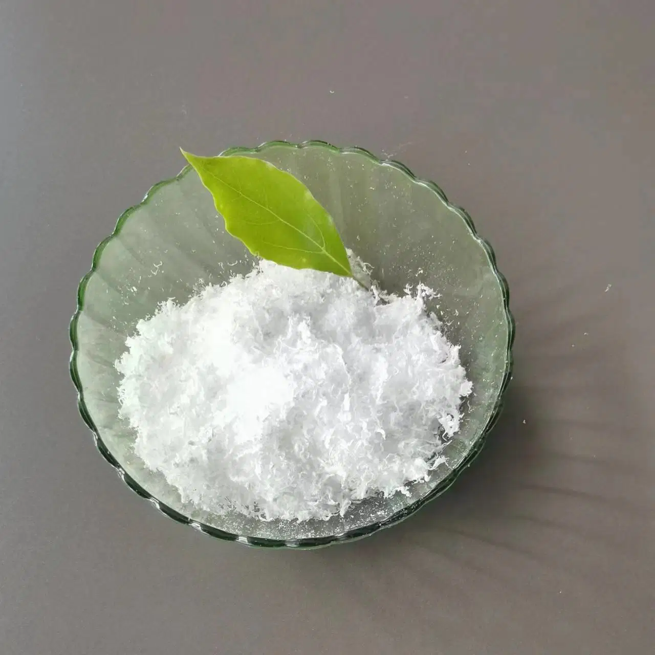 CAS 9002-89-5 Polyvinyl Alcohol PVA Granules/Powder/Flocculent for Adhesive