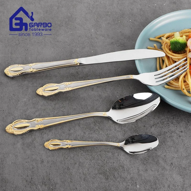 Amazon Hot Vender artículos para el hogar Juego de horquilla de cuchillo reutilizable Oro Cutlery de lujo bistec de cuchillo de mesa de oro