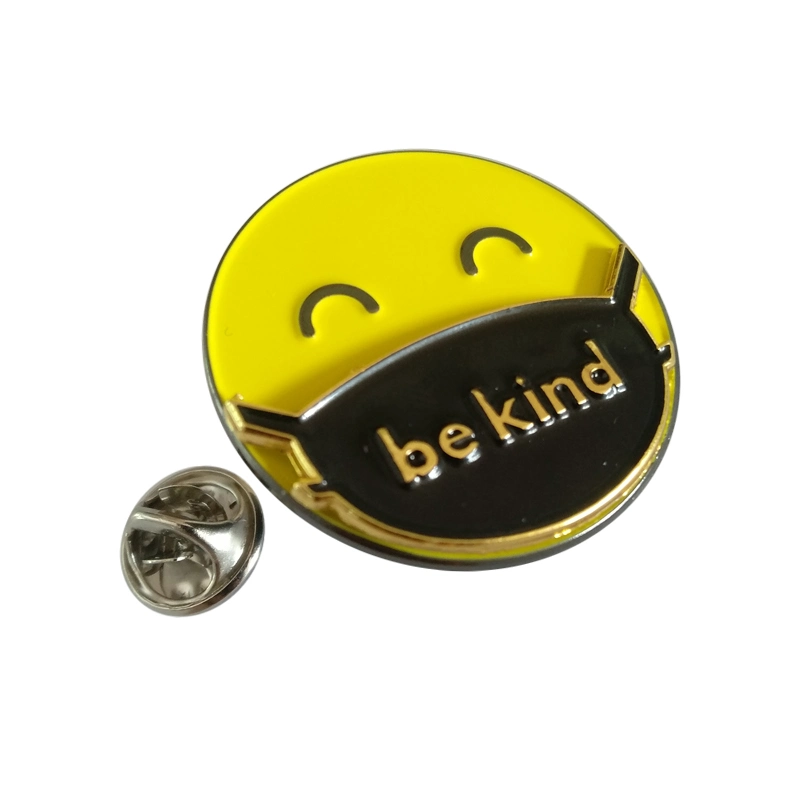 Custom Fashion Design Metall Zink Legierung Soft Emaille Lapel Pins Mit Party Football Club Werbegeschenk Für Souvenir