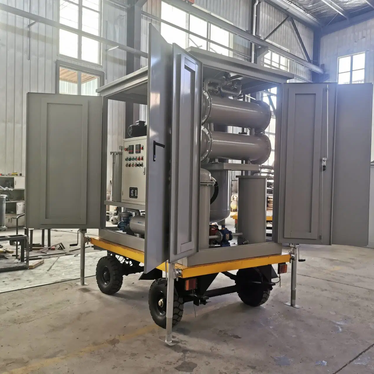 18000L/H Trailer Movable Insulation Oil Efficient Two-Stage Vacuum Purifier