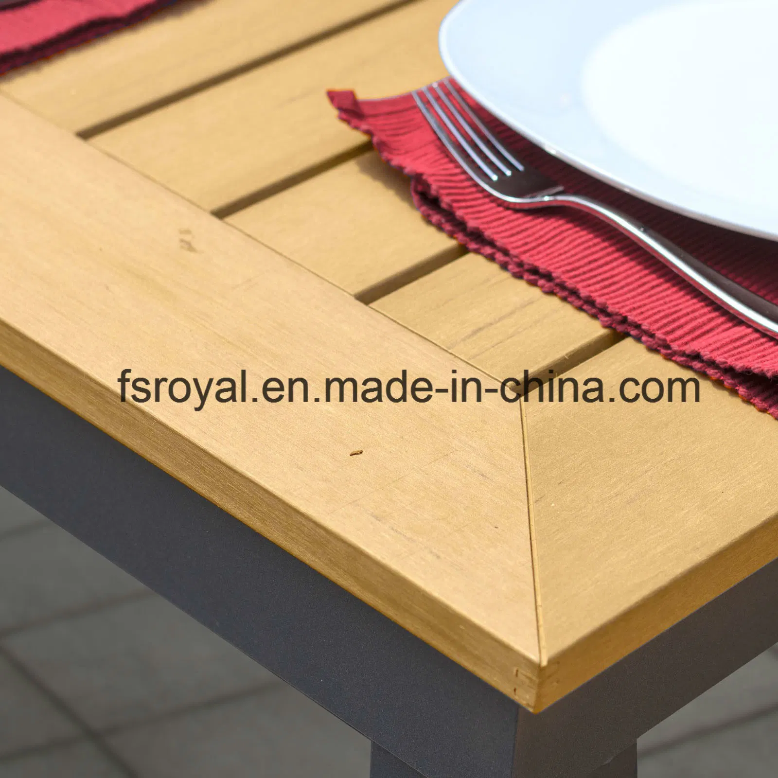 Outdoor Dining Furniture Coffee Dining Restaurant Round Timber Table Chairs