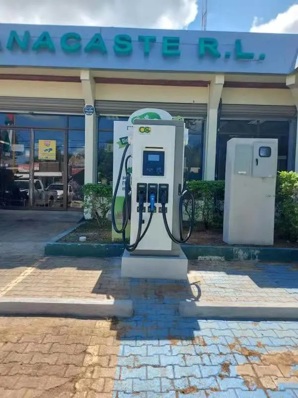 China Manufacturer OEM ODM Level3 Ocpp1.6 Triple Gun 60-150kw Electric Vehicle DC Fast Charger EV Charging Station