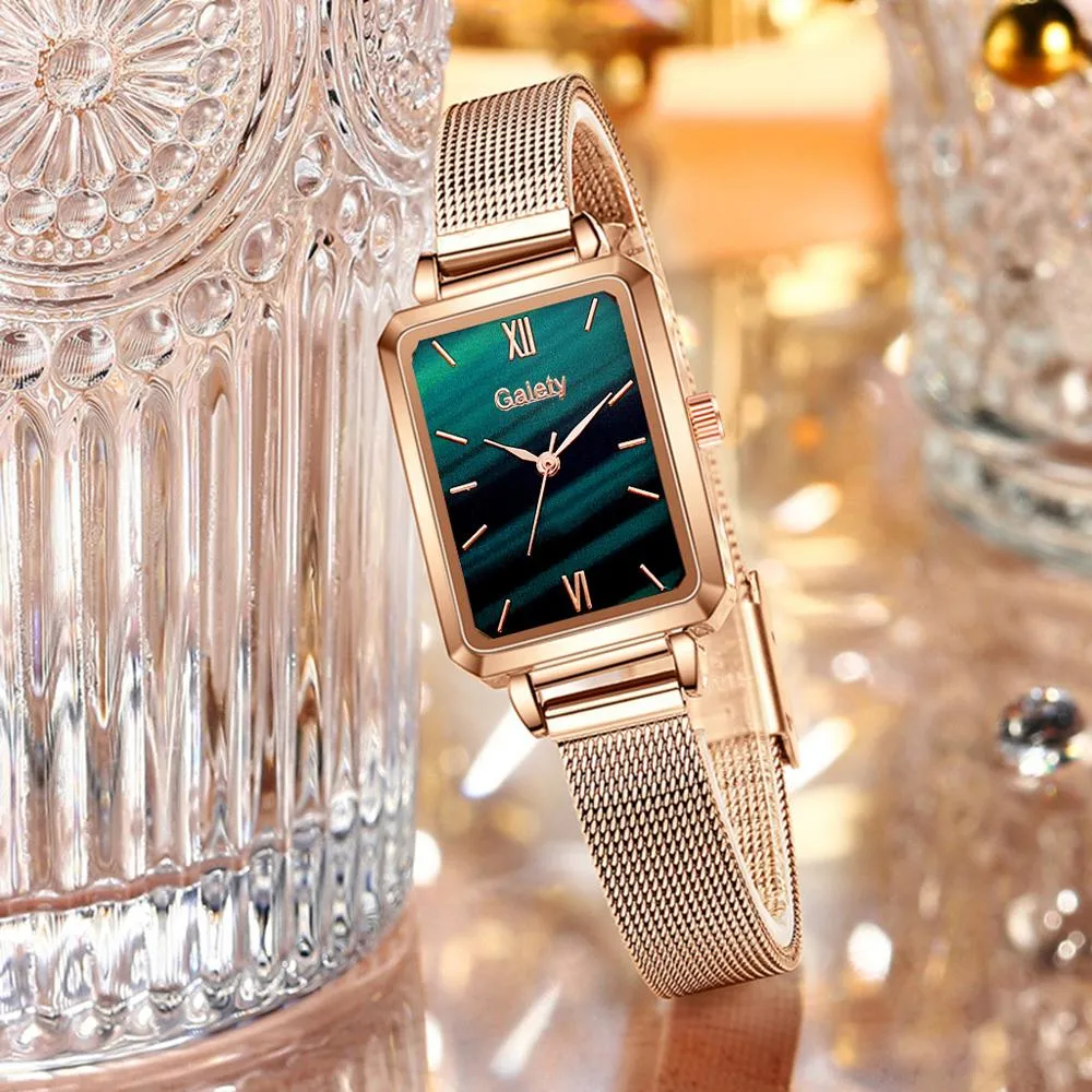 Green Diamond Luxury Women Quartz Watch Creative Ladies Wrist Watch