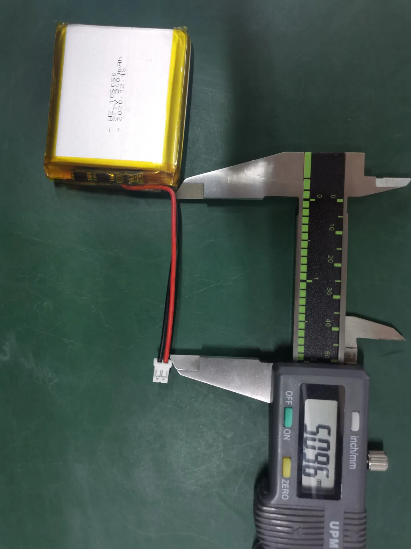 Customize Various Lipo Battery 105050 3.7V 3000mAh Polymer Lithium Battery