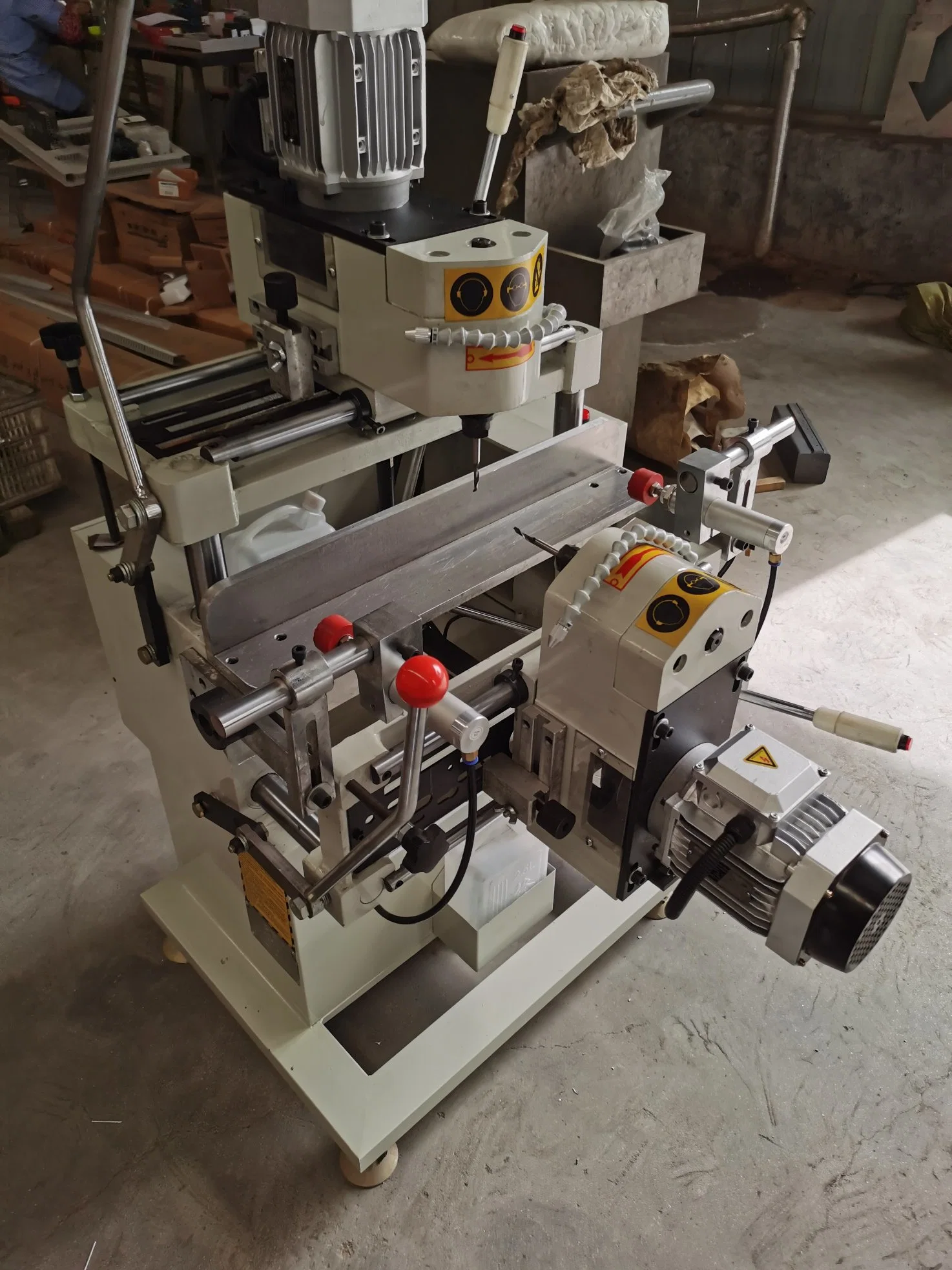 Efficient Aluminum UPVC Profile Drilling Machine Compact Double Head Copy Router Machine Window Door Making Machine