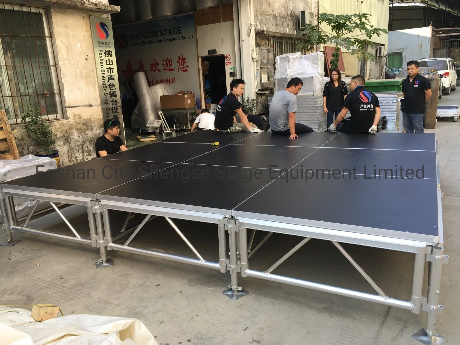 Hot Sale Height Adjustable 4&prime; X4&prime; Outdoor Wedding Assemble Mobile Aluminum Truss Stage